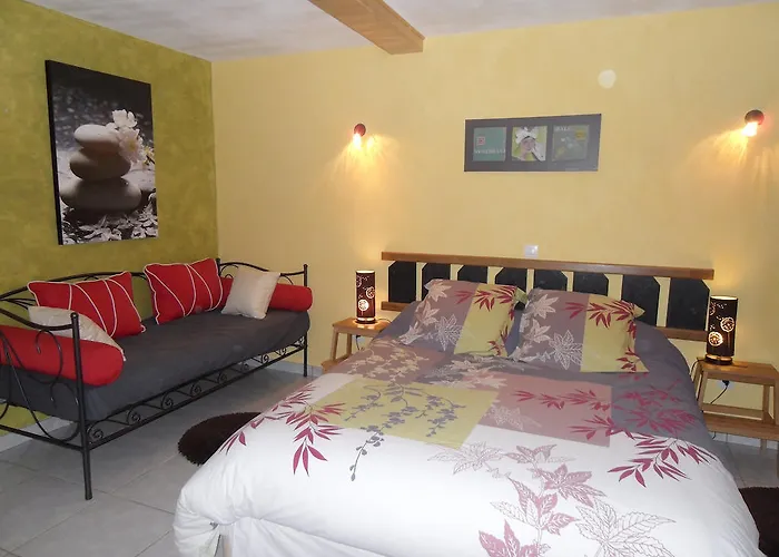 بيت ضيافة Domaine Des Escouanes 3*